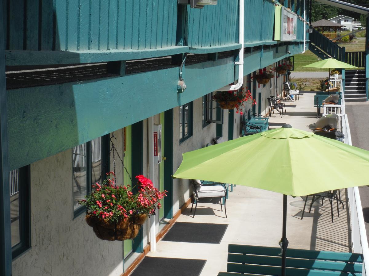 Robber'S Roost Motel New Hazelton Exterior photo